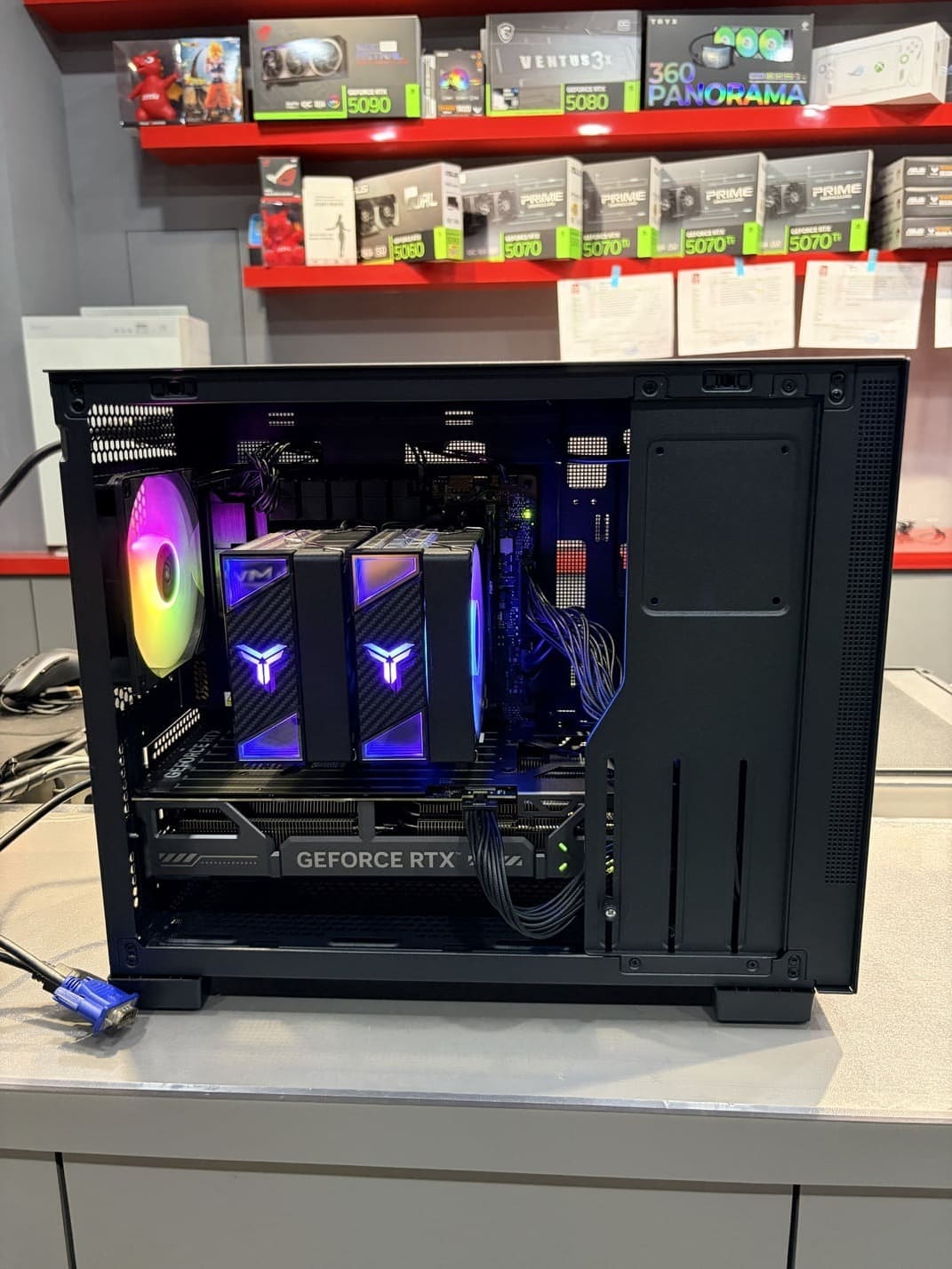 電腦內部配置全覽 TUF RTX 5070顯卡