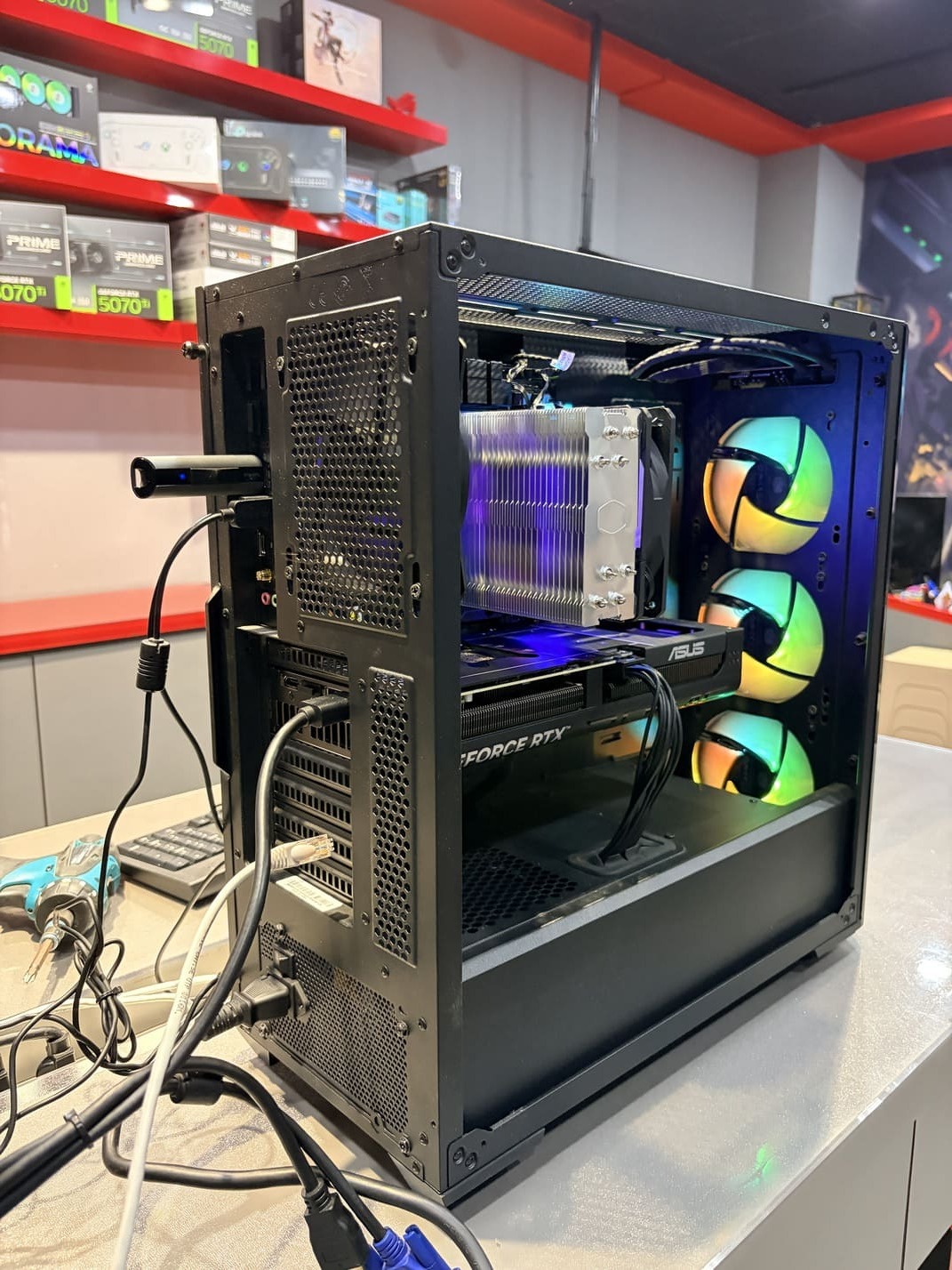 機殼背部整線與新電源供應器