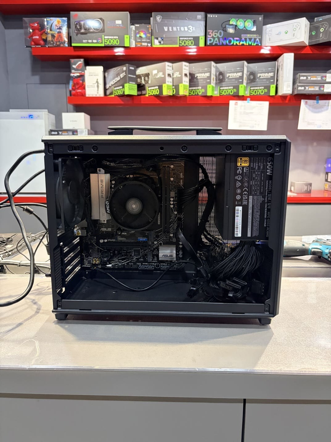 機殼背部I/O介面