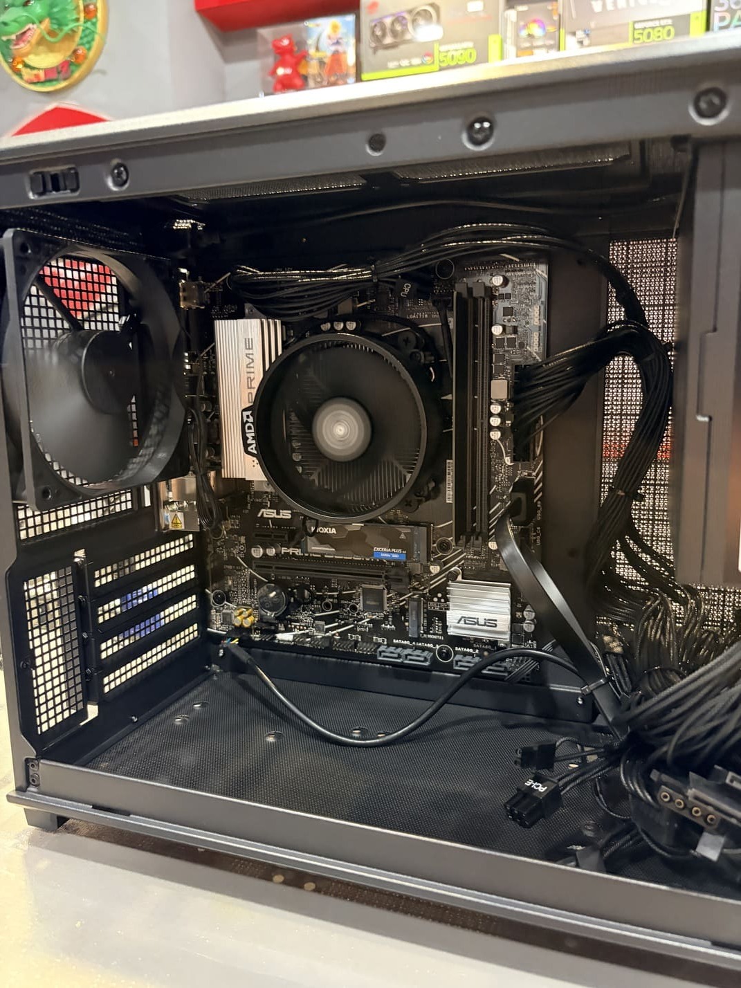 內部近照 九州風神散熱器與記憶體