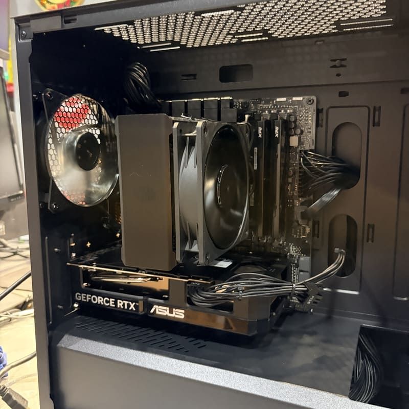 酷碼Hyper212特寫 DDR5記憶體安裝