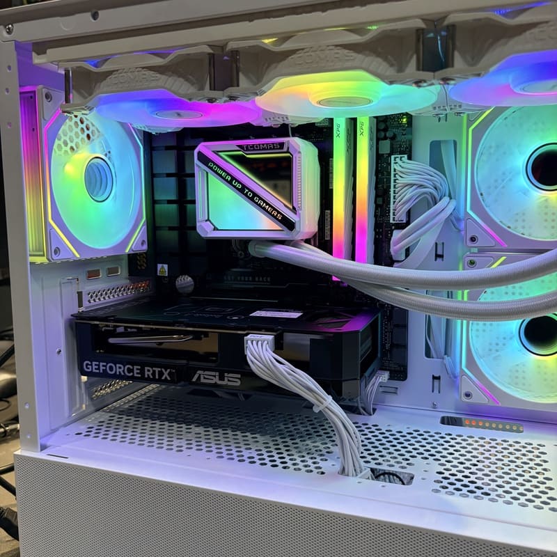 電腦開箱 完工照 DIY 散熱優化 CPU與記憶體特寫