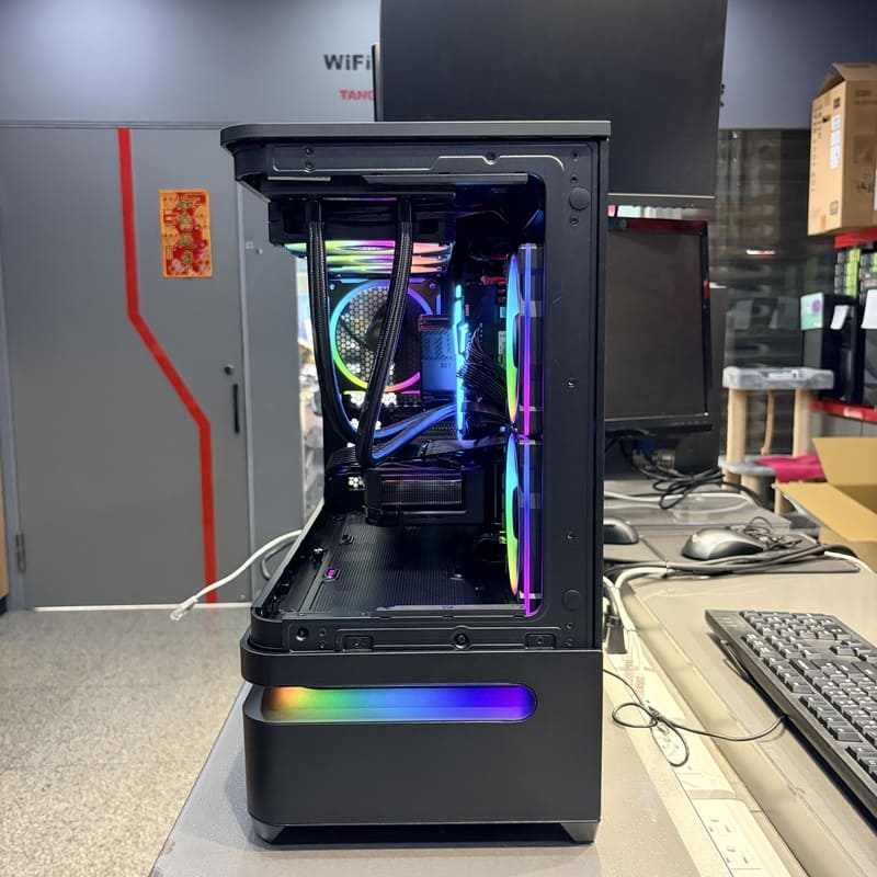 電腦開箱 完工照 DIY 散熱優化 背部理線