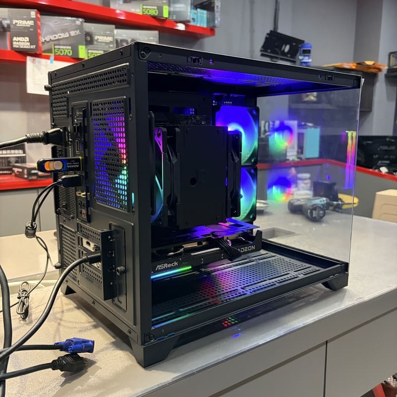 電腦開箱 完工照 DIY 散熱優化 背部視角