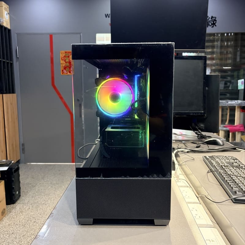 電腦開箱 完工照 DIY 散熱優化 正視角機殼