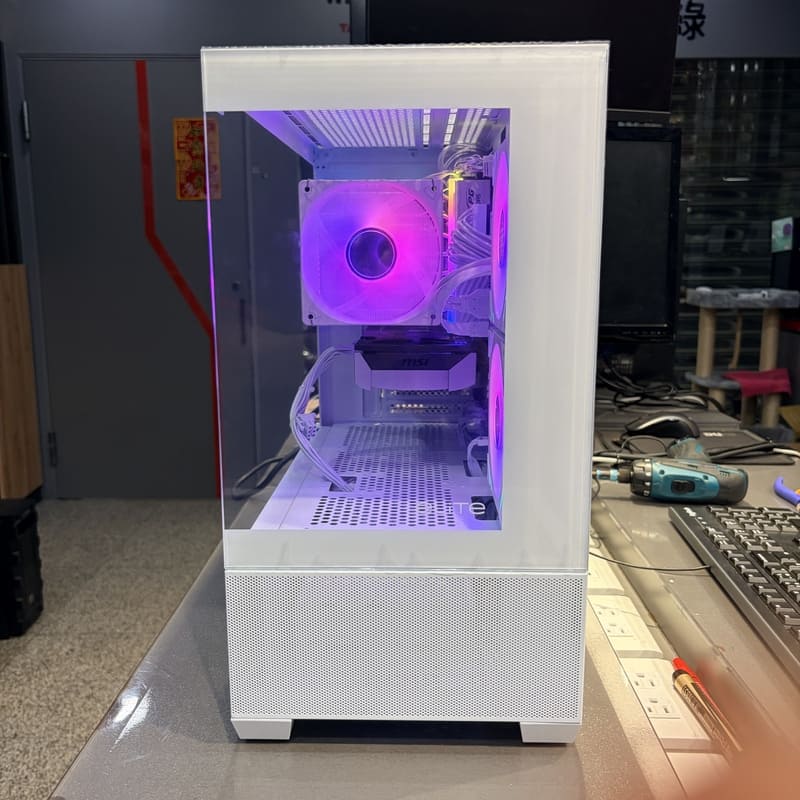 電腦開箱 完工照 DIY 散熱優化 機殼玻璃側板