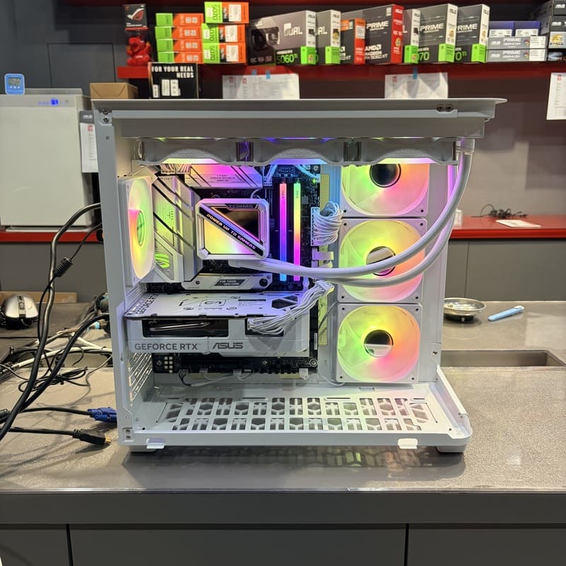 電腦開箱 完工照 DIY 散熱優化 正面內裝細節