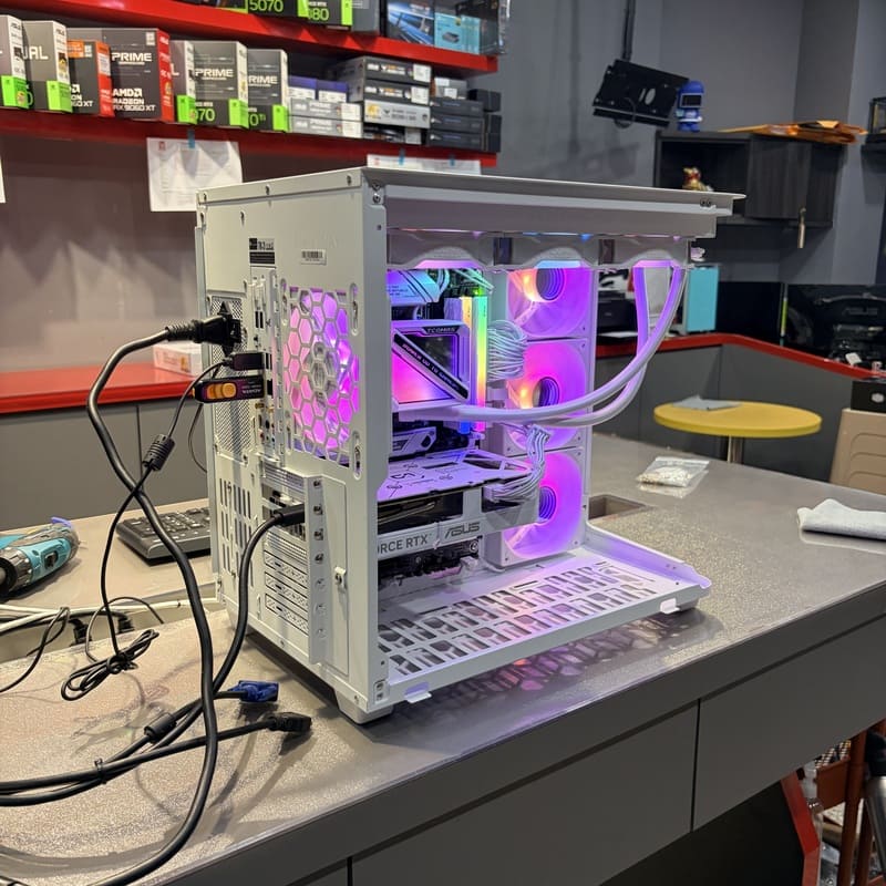 電腦開箱 完工照 DIY 散熱優化 後方理線與接口