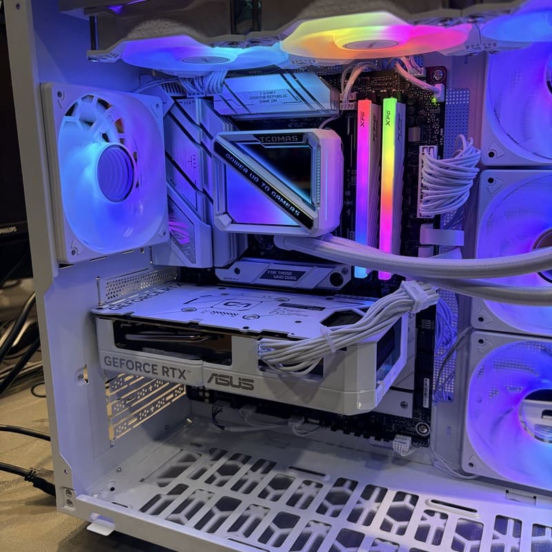 電腦開箱 完工照 DIY 散熱優化 TCOMAS 水冷頭特寫