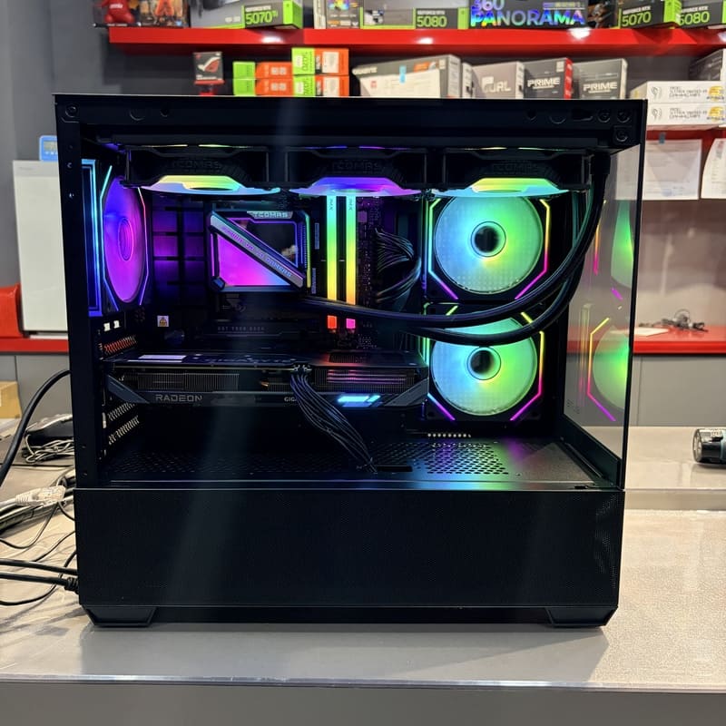 電腦完工照 DIY 散熱優化 RX9060XT 顯卡防彎