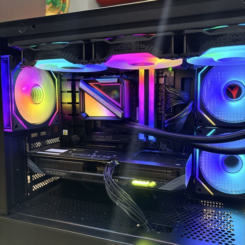 AMD R7 7700 電腦開箱 完工照 DIY 散熱優化 水冷特寫