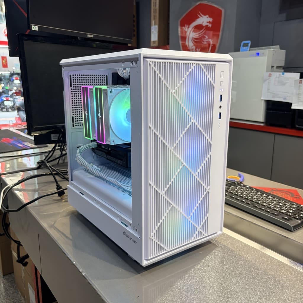 電腦開箱 完工照 DIY 散熱優化 側邊外觀