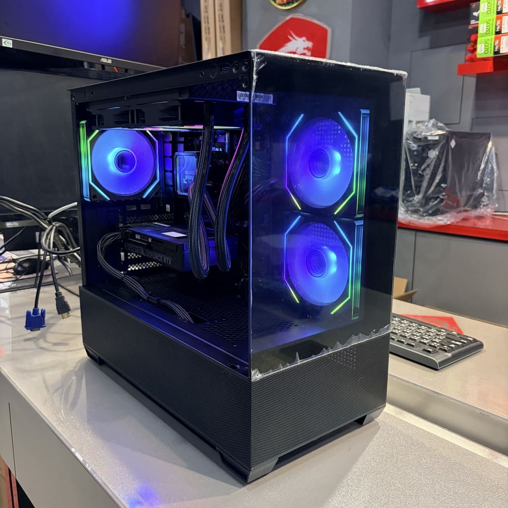 電腦開箱 完工照 DIY 散熱優化 全景玻璃側透