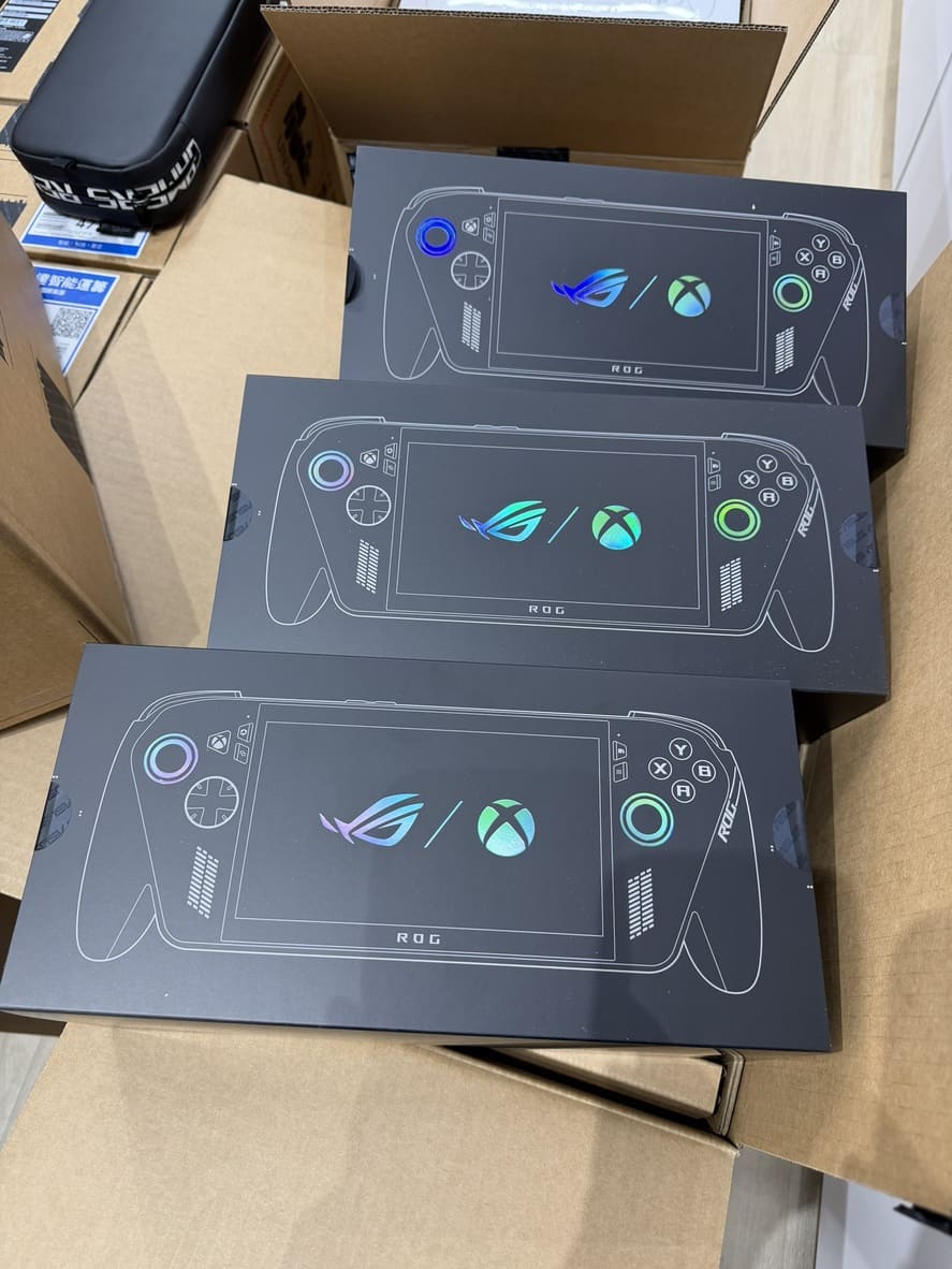 ROG Xbox Ally 2025 原廠盒裝現貨堆疊